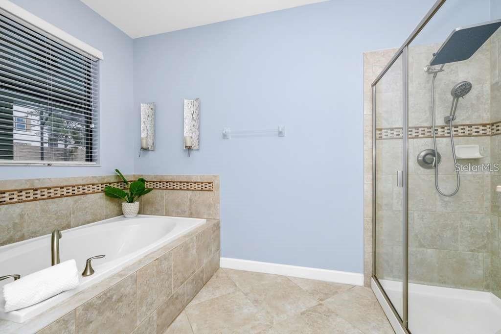 1469 ROLLING FARIWAY, Davenport, FL 33896