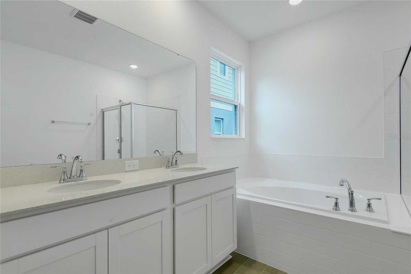 1766 CARNELIAN STREET, Deland, FL 32720