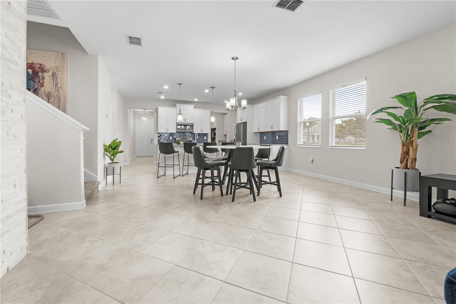 Open Concept Kitchen/Livingroom