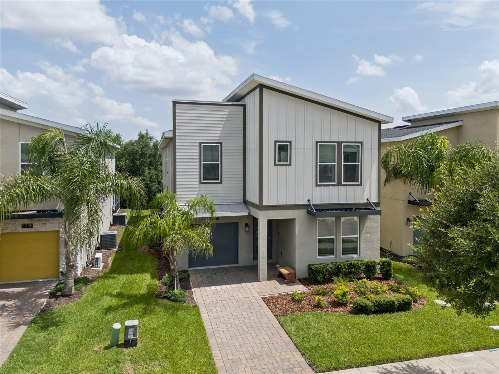 8933 CABOT CLIFFS DRIVE, Davenport, FL 33896 8933 CABOT CLIFFS DRIVE, Davenport, FL 33896