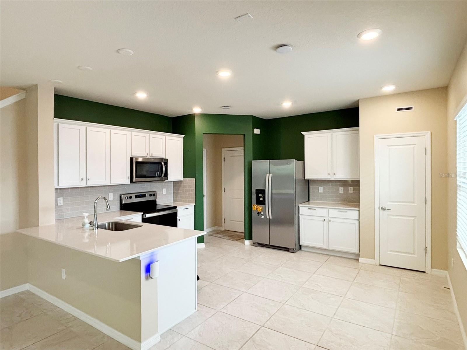 4581 SPARKLING SHELL AVE, Kissimmee, FL 34746