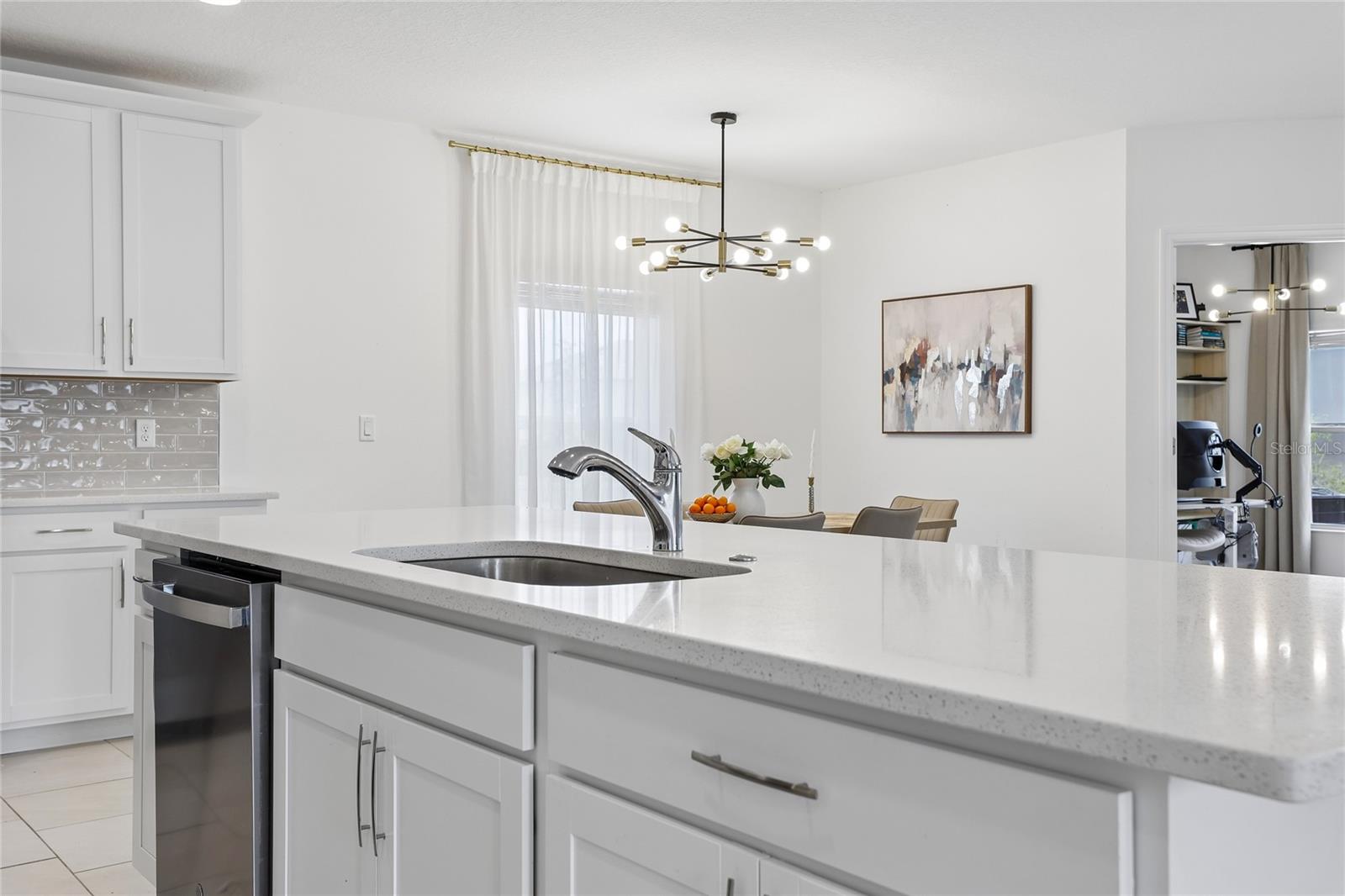 1581 SWAN SWIM DRIVE, Davenport, FL 33837