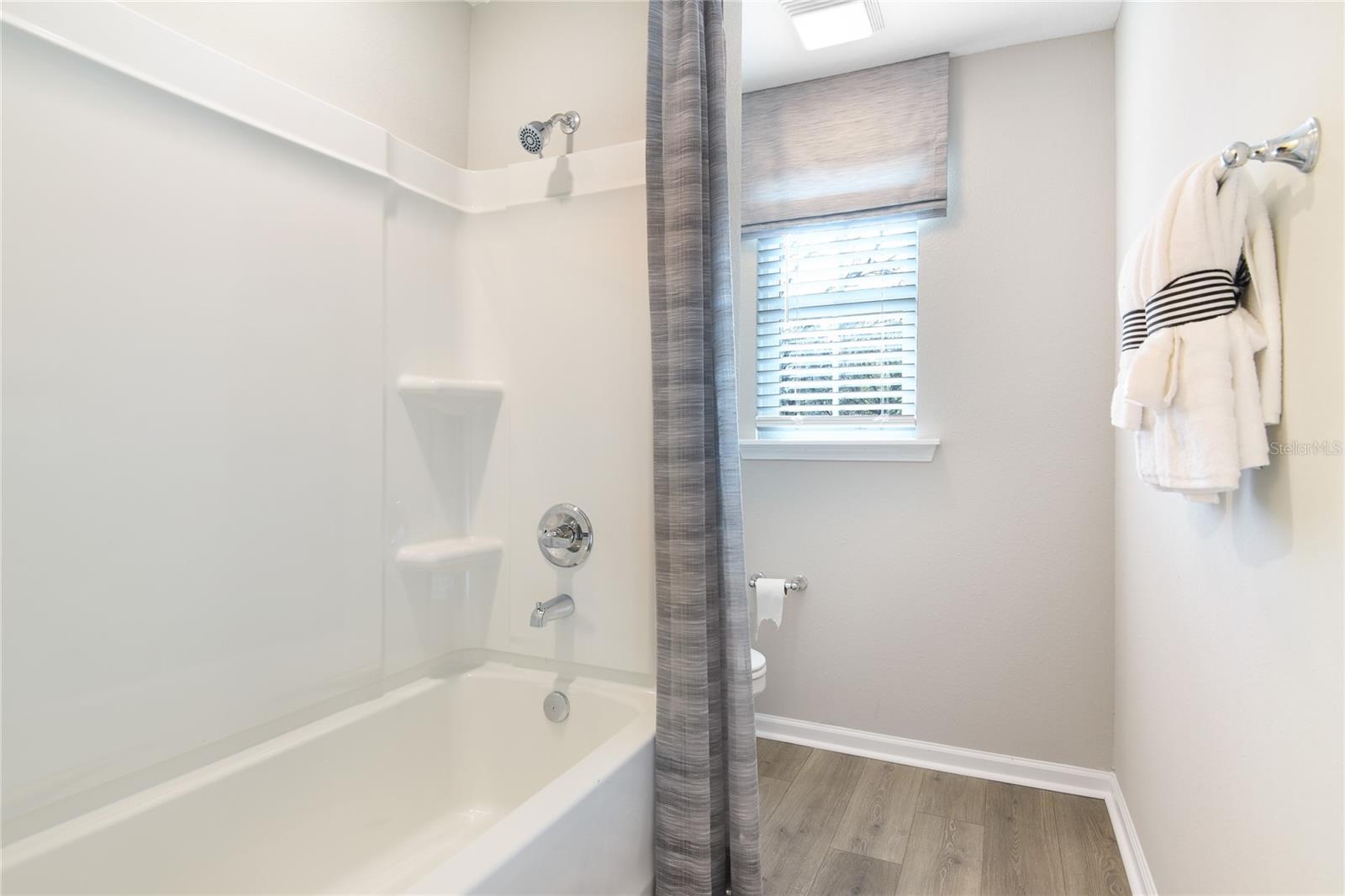 5854 SUNLIT BEND WAY, Apollo Beach, FL 33572