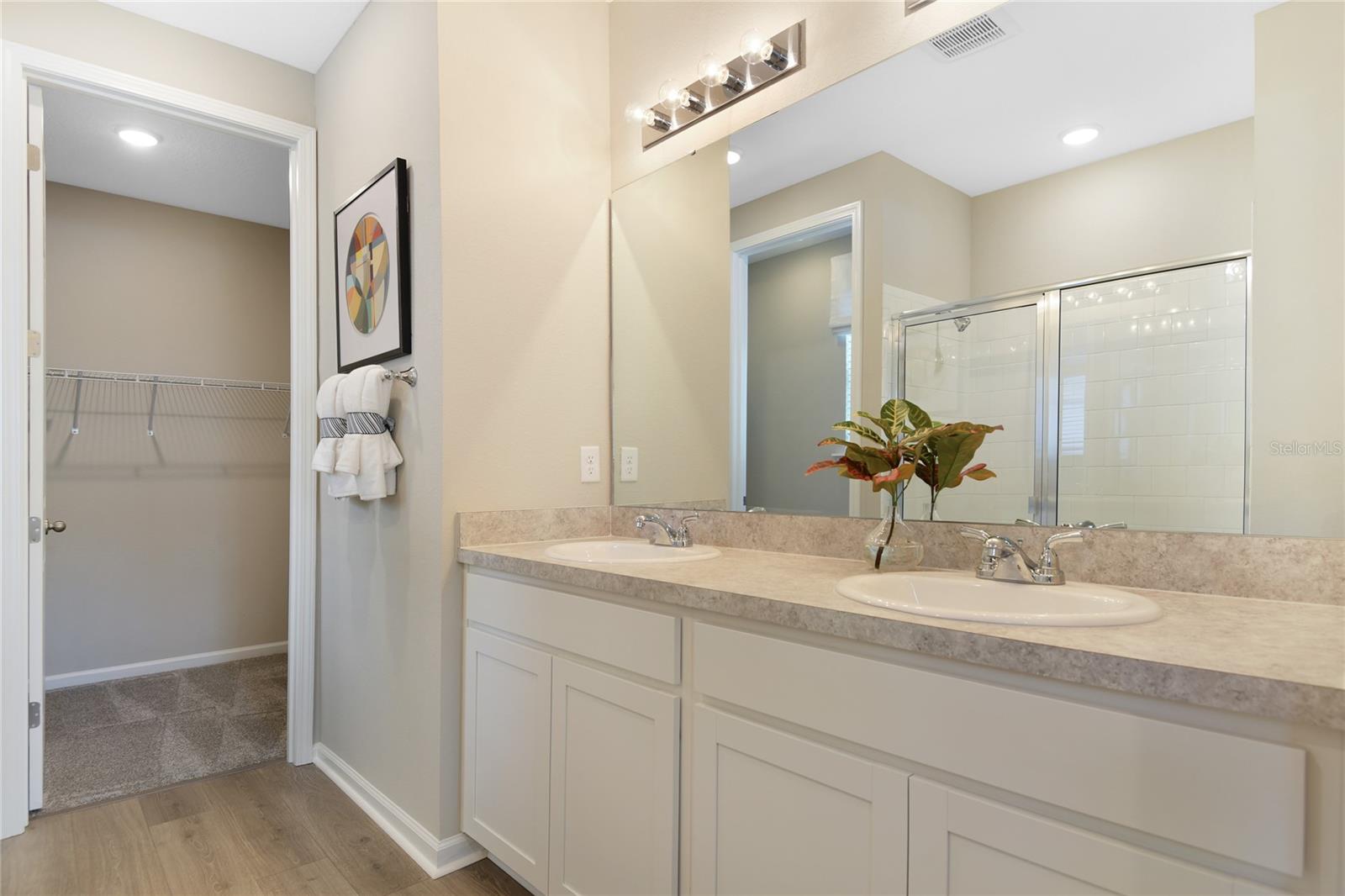 5854 SUNLIT BEND WAY, Apollo Beach, FL 33572