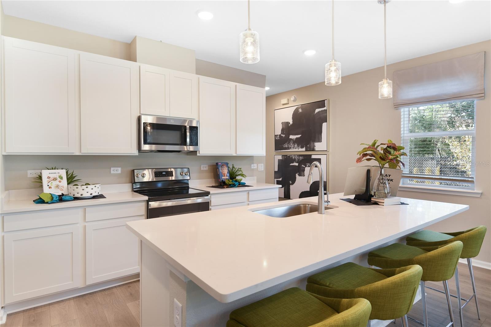 5854 SUNLIT BEND WAY, Apollo Beach, FL 33572