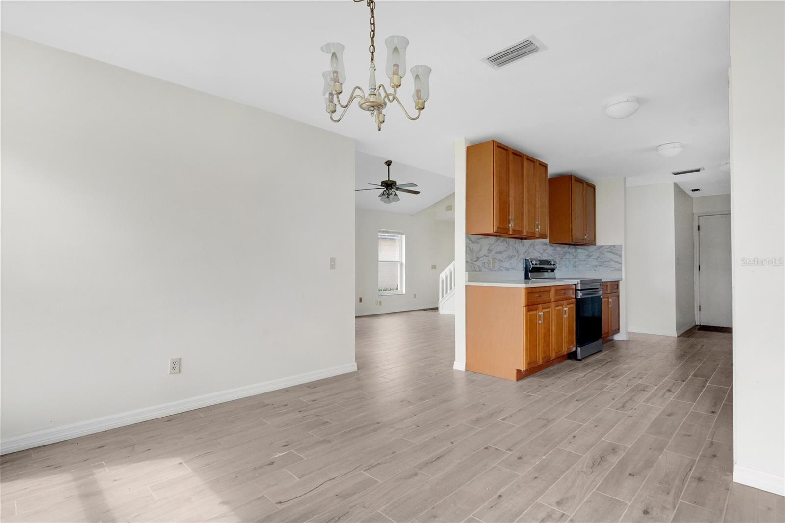 11842 ATLIN DRIVE, Orlando, FL 32837