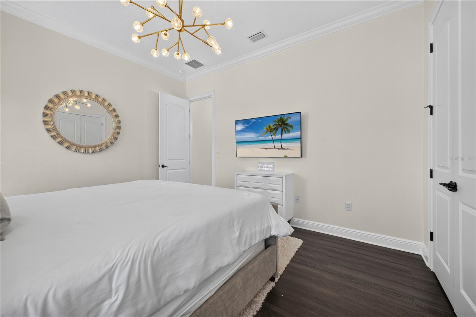 824 DESERT MOUNTAIN COURT, Kissimmee, FL 34747