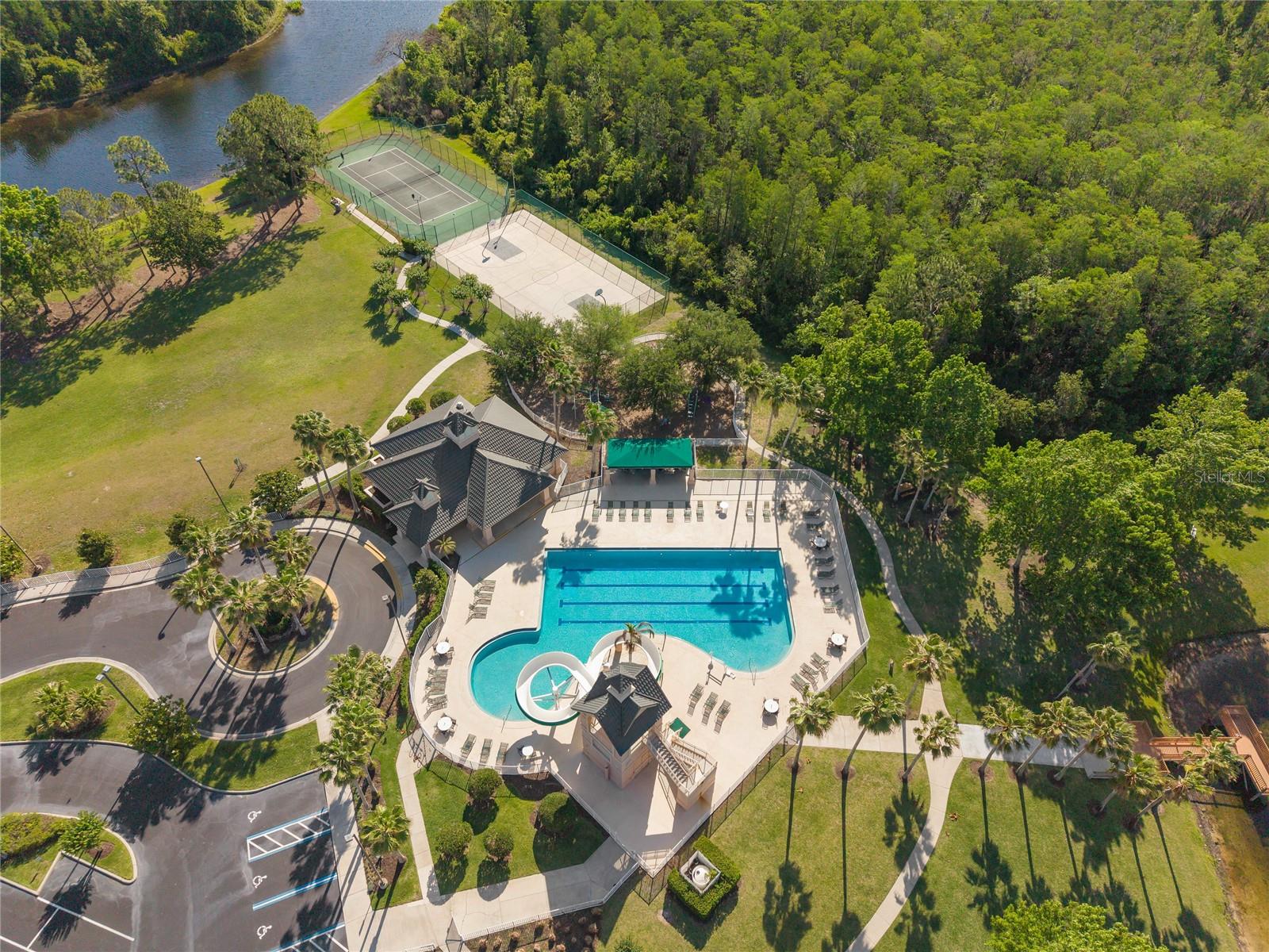 13821 AMBERLEIGH ROAD, Orlando, FL 32837