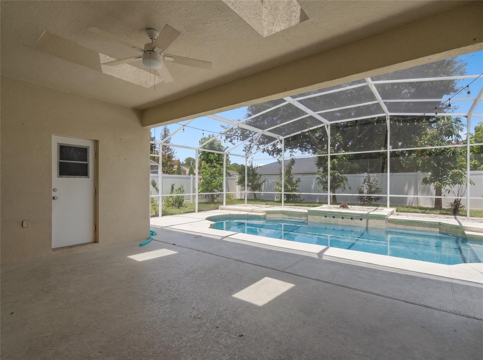 13821 AMBERLEIGH ROAD, Orlando, FL 32837