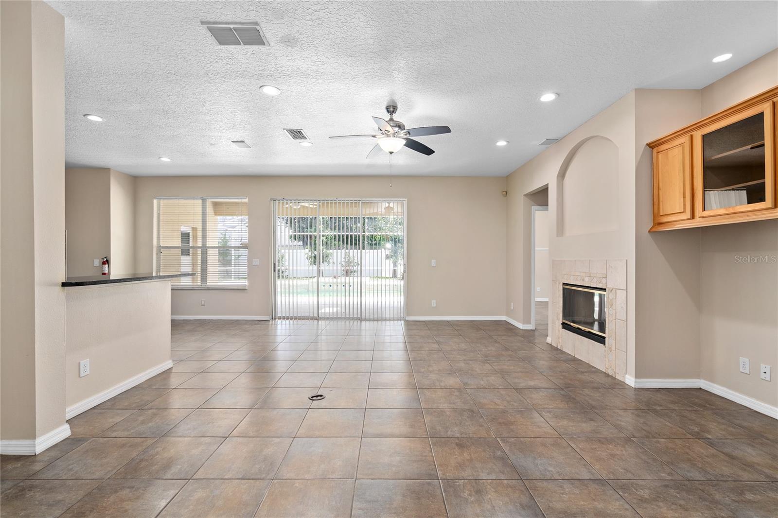13821 AMBERLEIGH ROAD, Orlando, FL 32837