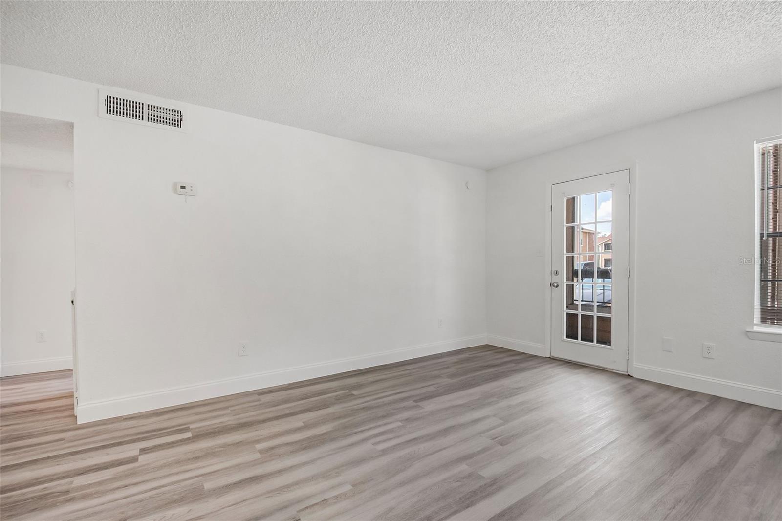 5530 CHRISHIRE WAY, #D109, Orlando, FL 32822 5530 CHRISHIRE WAY, #D109, Orlando, FL 32822