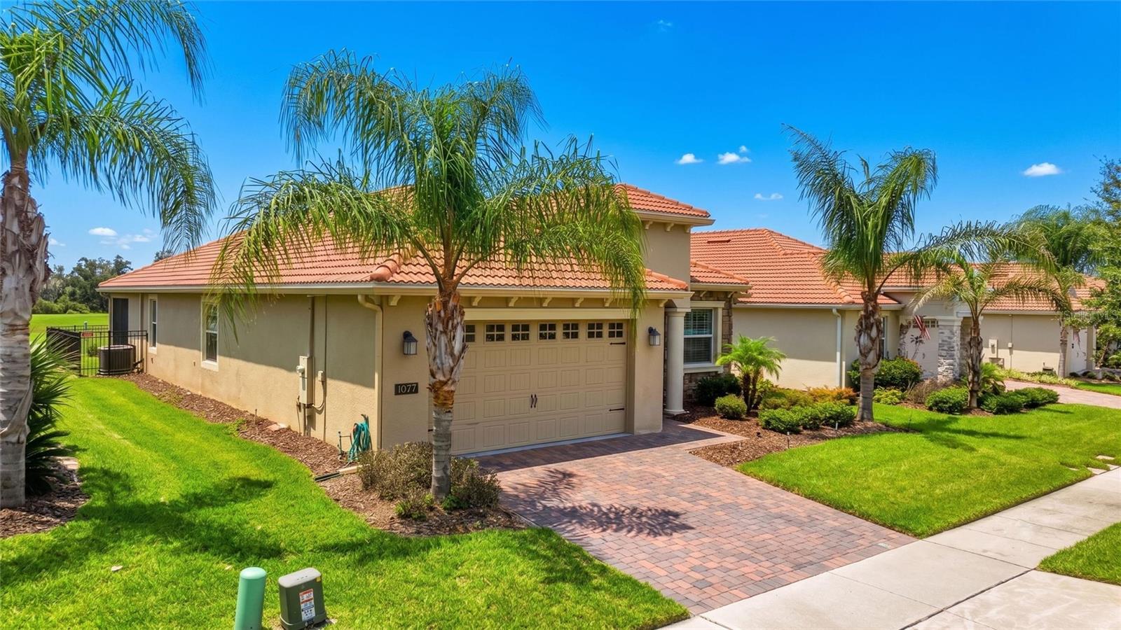 1077 DOWNSWING PL, Davenport, FL 33896