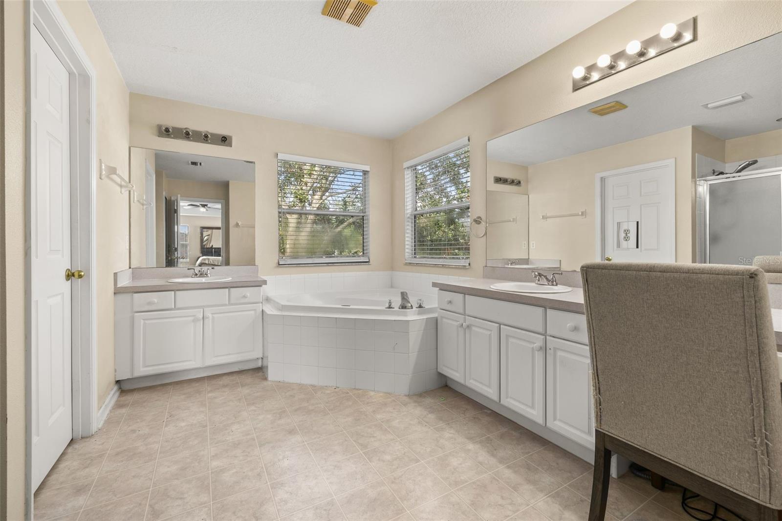 1404 SWAINSON COURT, Orlando, FL 32837