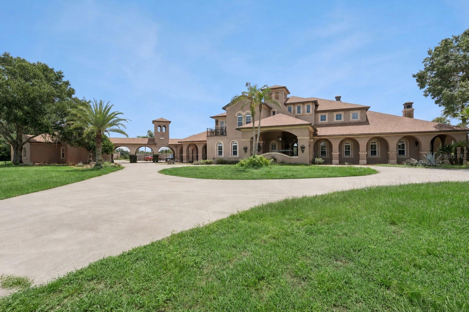 9400 LAWS RD, Clermont, FL 34714 9400 LAWS RD, Clermont, FL 34714