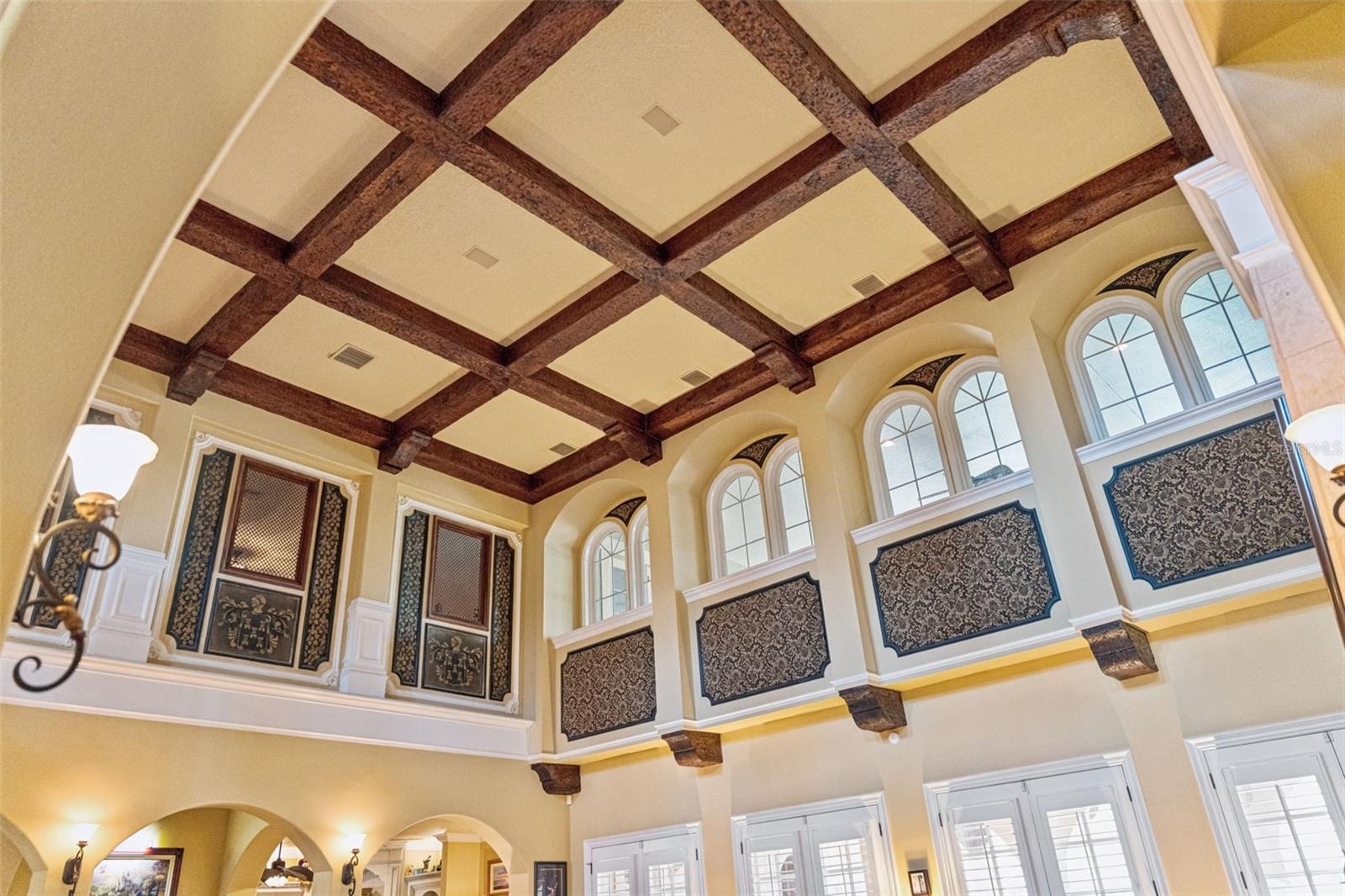 Great room Ceiling