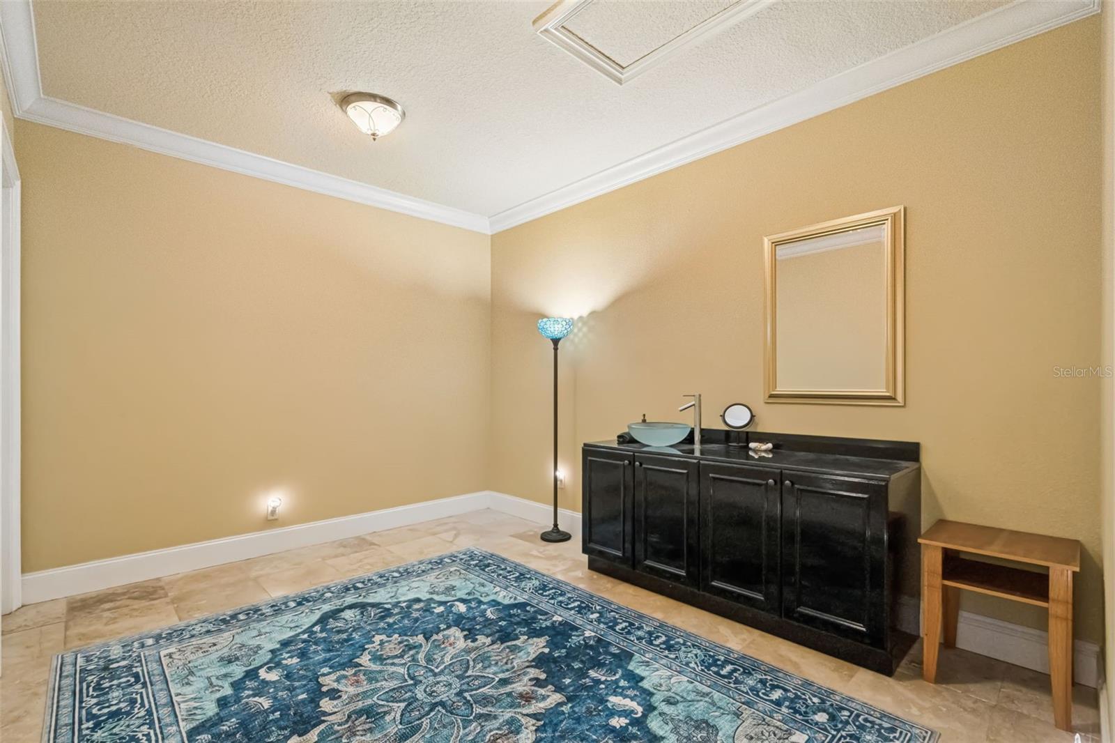 2nd floor primary's spa/wellness room