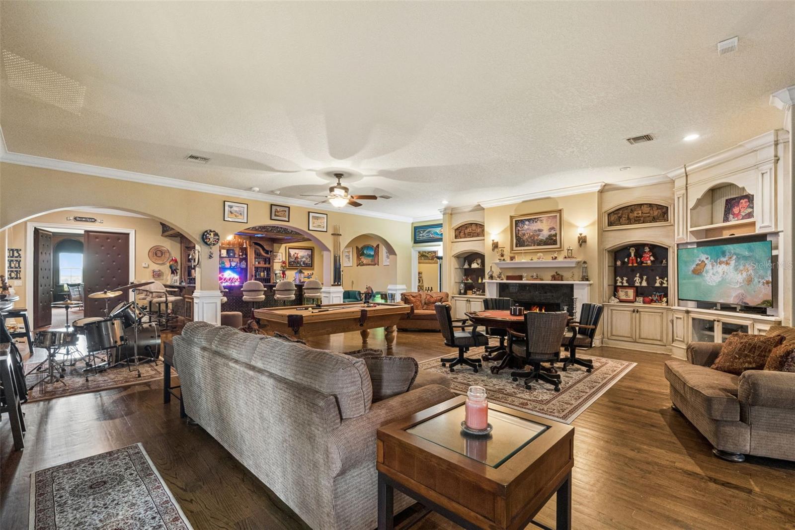Game room