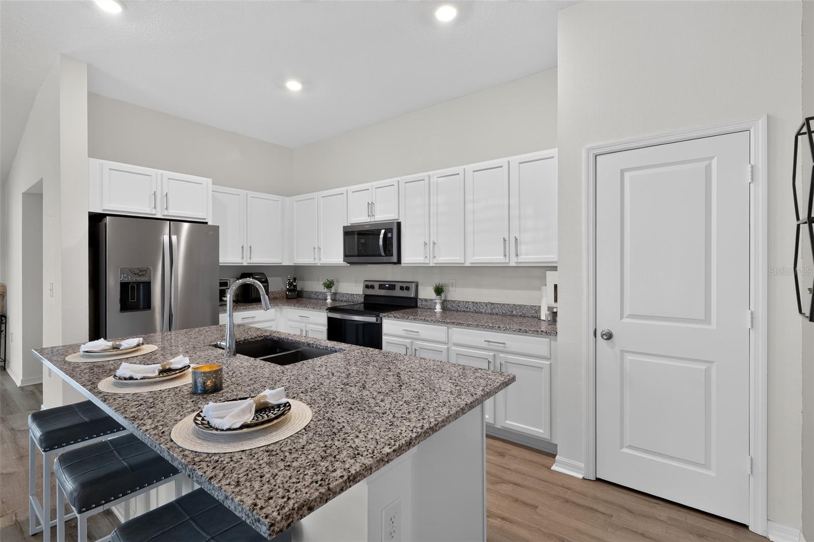 9181 OSCRAFT DRIVE, Davenport, FL 33896 9181 OSCRAFT DRIVE, Davenport, FL 33896