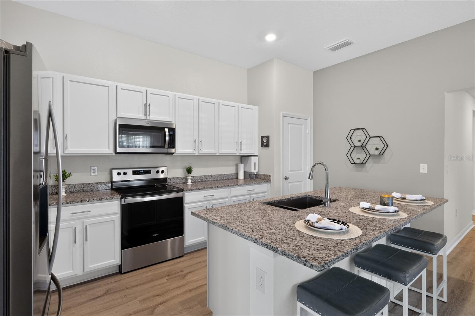 9181 OSCRAFT DRIVE, Davenport, FL 33896 9181 OSCRAFT DRIVE, Davenport, FL 33896