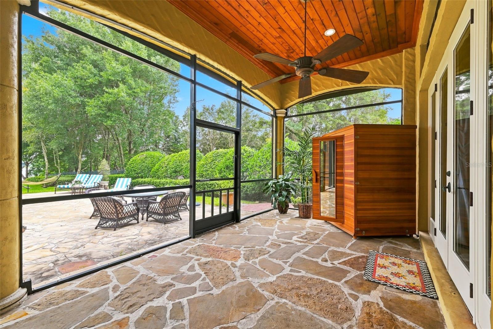 Screened-In Lanai