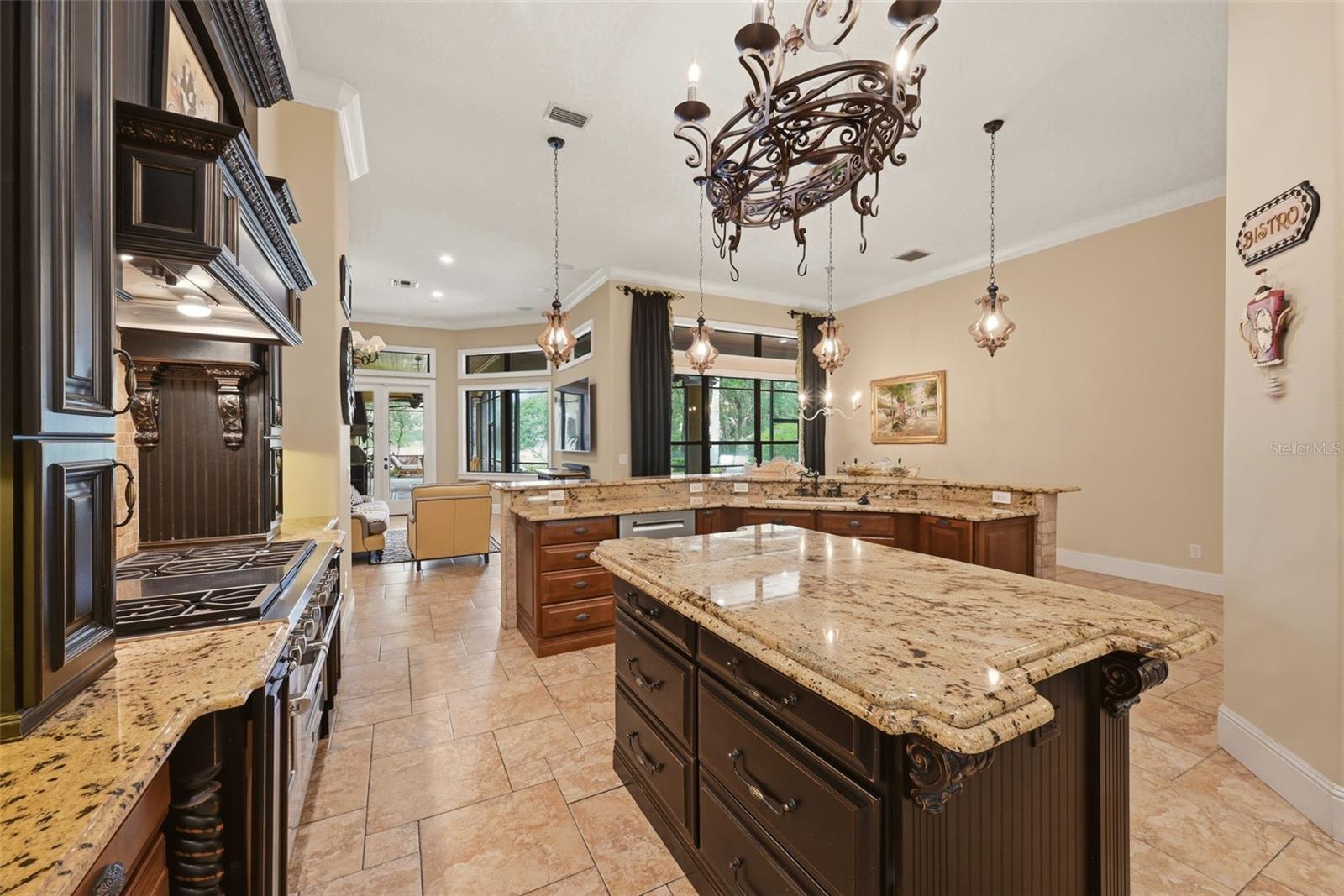 9679 WESTOVER ROBERTS RD, Windermere, FL 34786