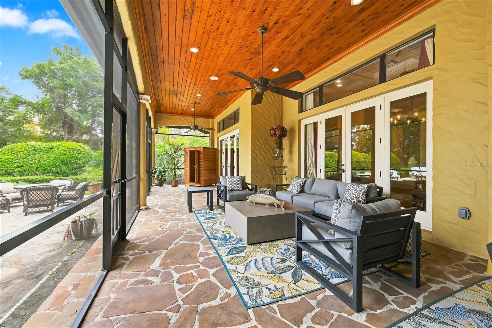 Screened In Lanai
