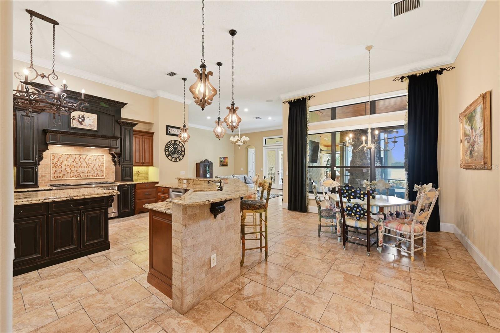 9679 WESTOVER ROBERTS RD, Windermere, FL 34786