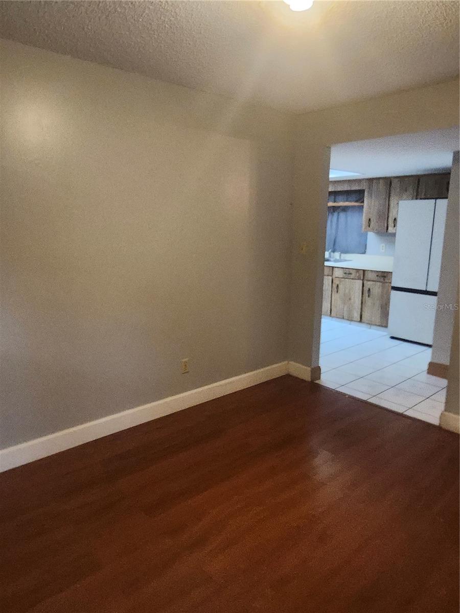 DINING ROOM B