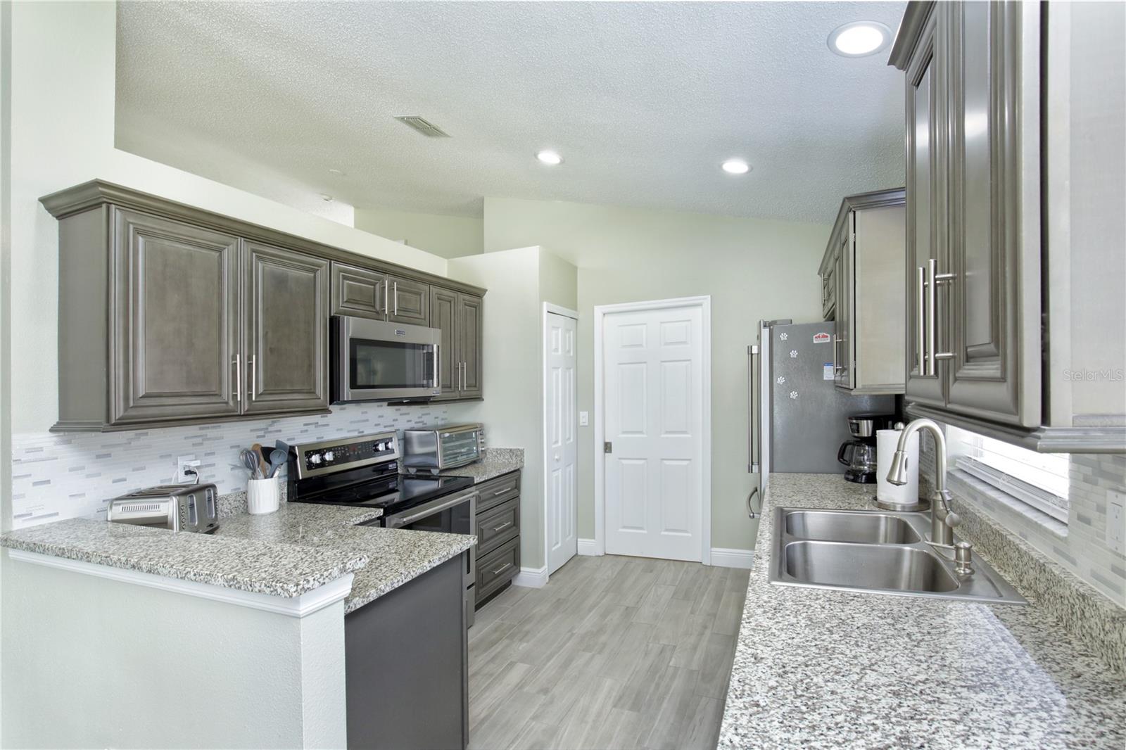 1942 BERMUDA POINTE DRIVE, Haines City, FL 33844