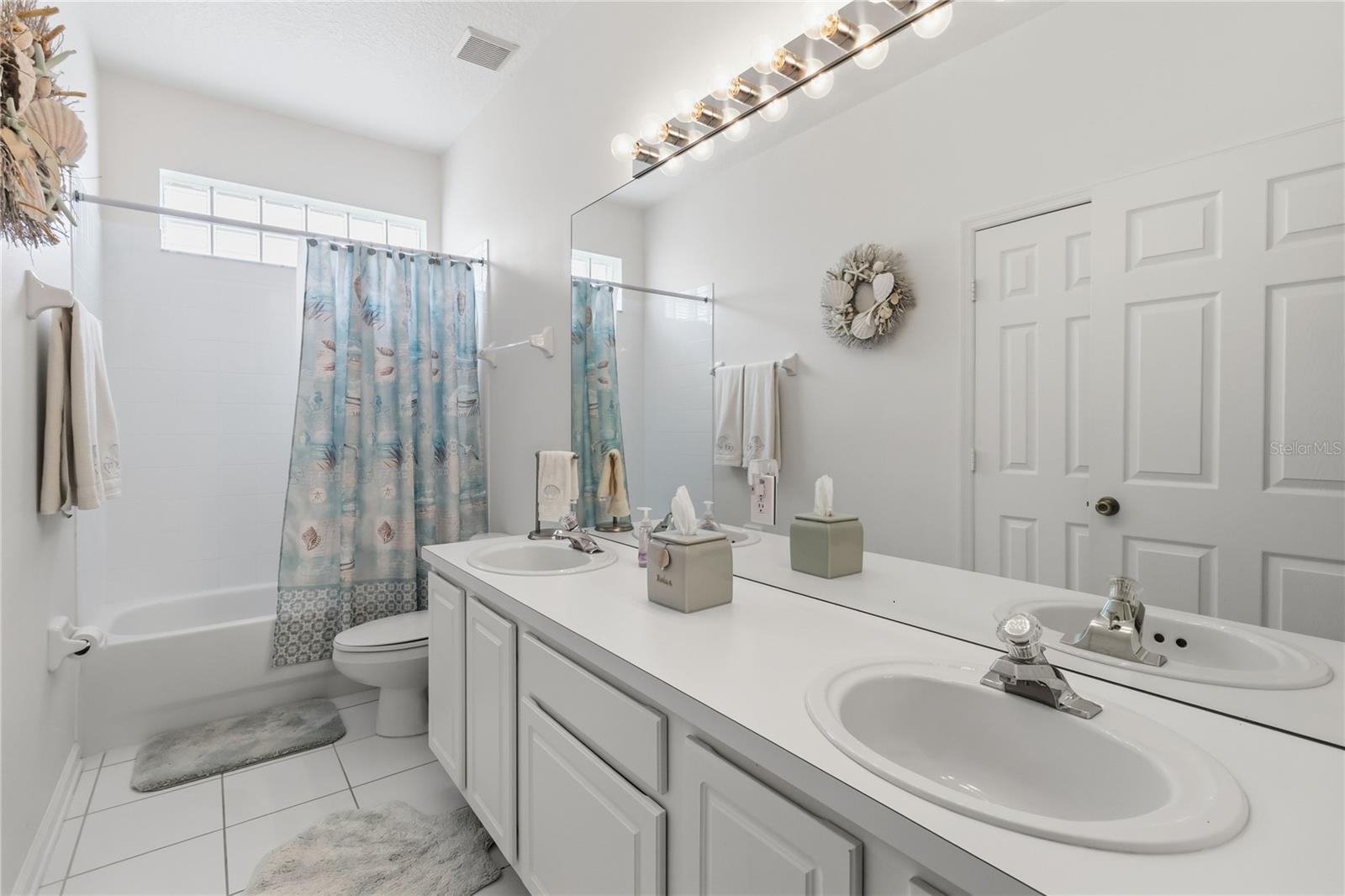 3245 FALCON POINT DRIVE, Kissimmee, FL 34741