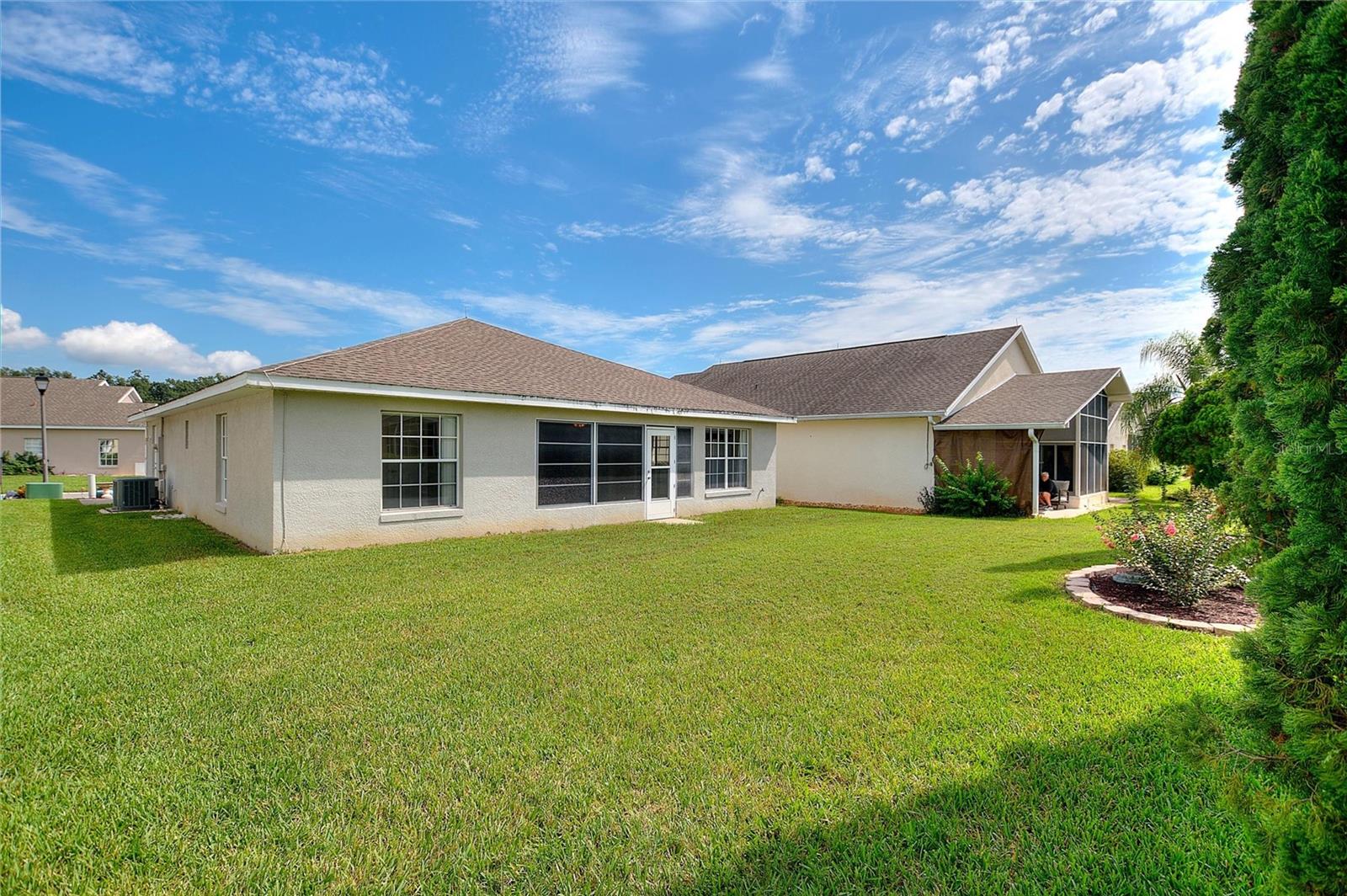 347 ROYAL PALM DR, Davenport, FL 33837