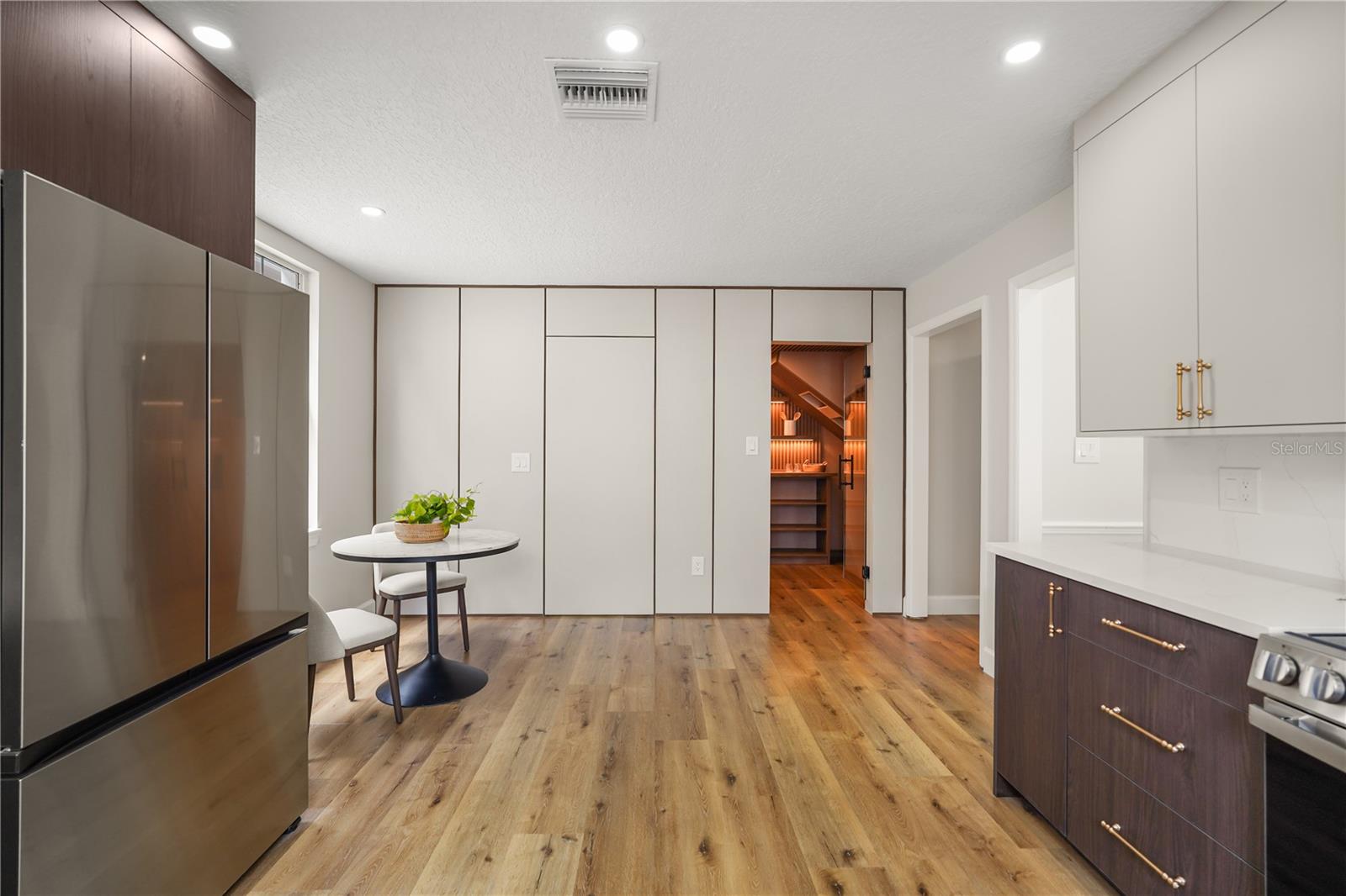 2186 COUNTRYSIDE CIRCLE N, Orlando, FL 32804