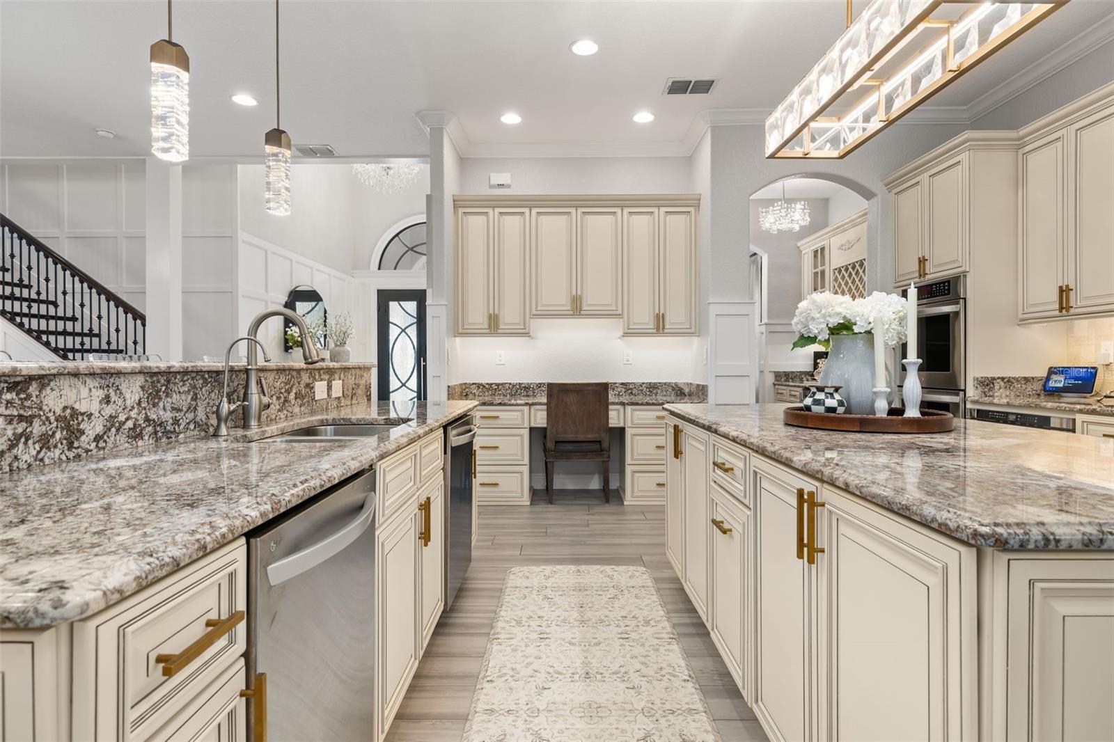 5526 MARLEON DRIVE, Windermere, FL 34786