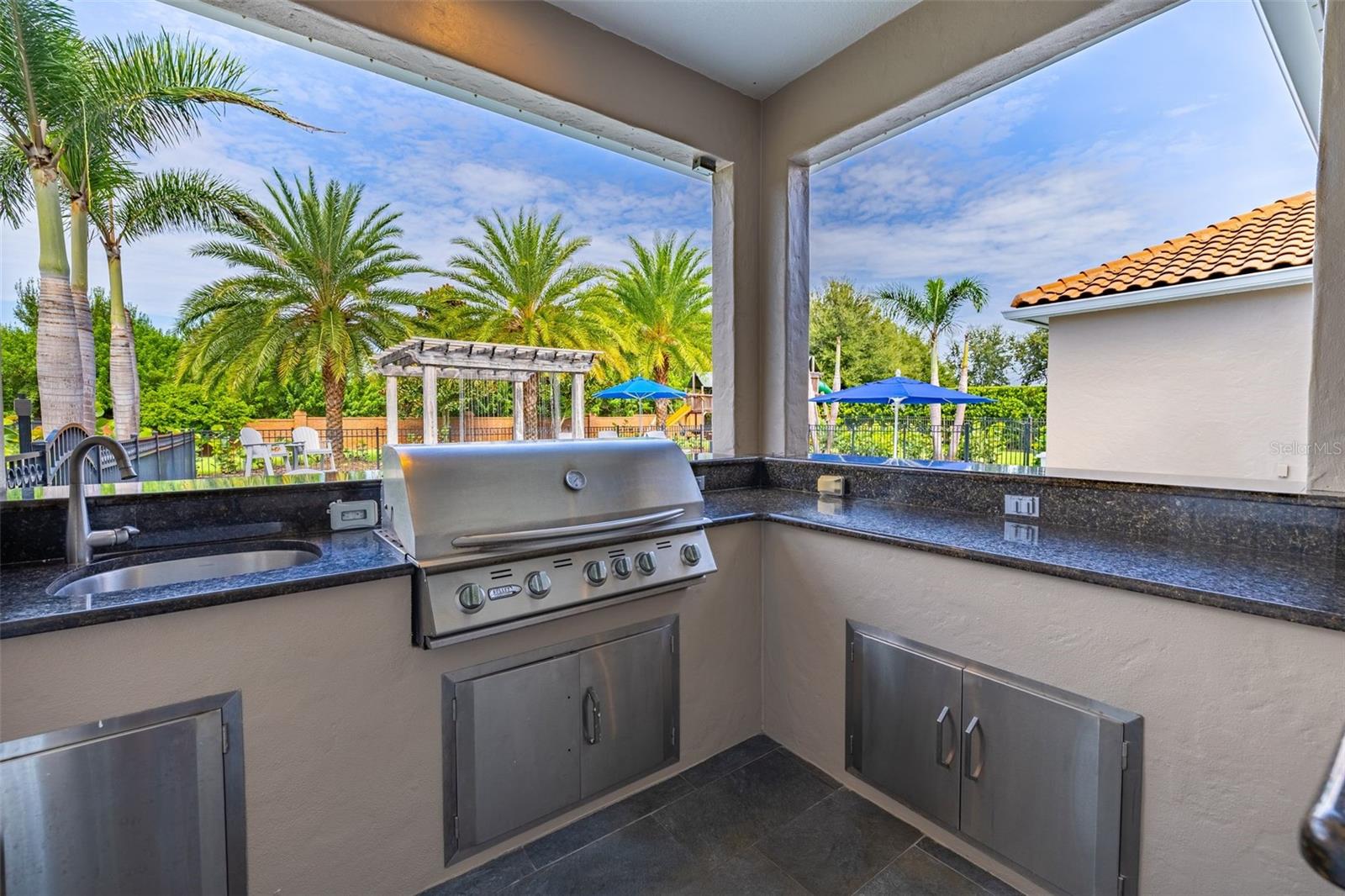 Summer kitchen...