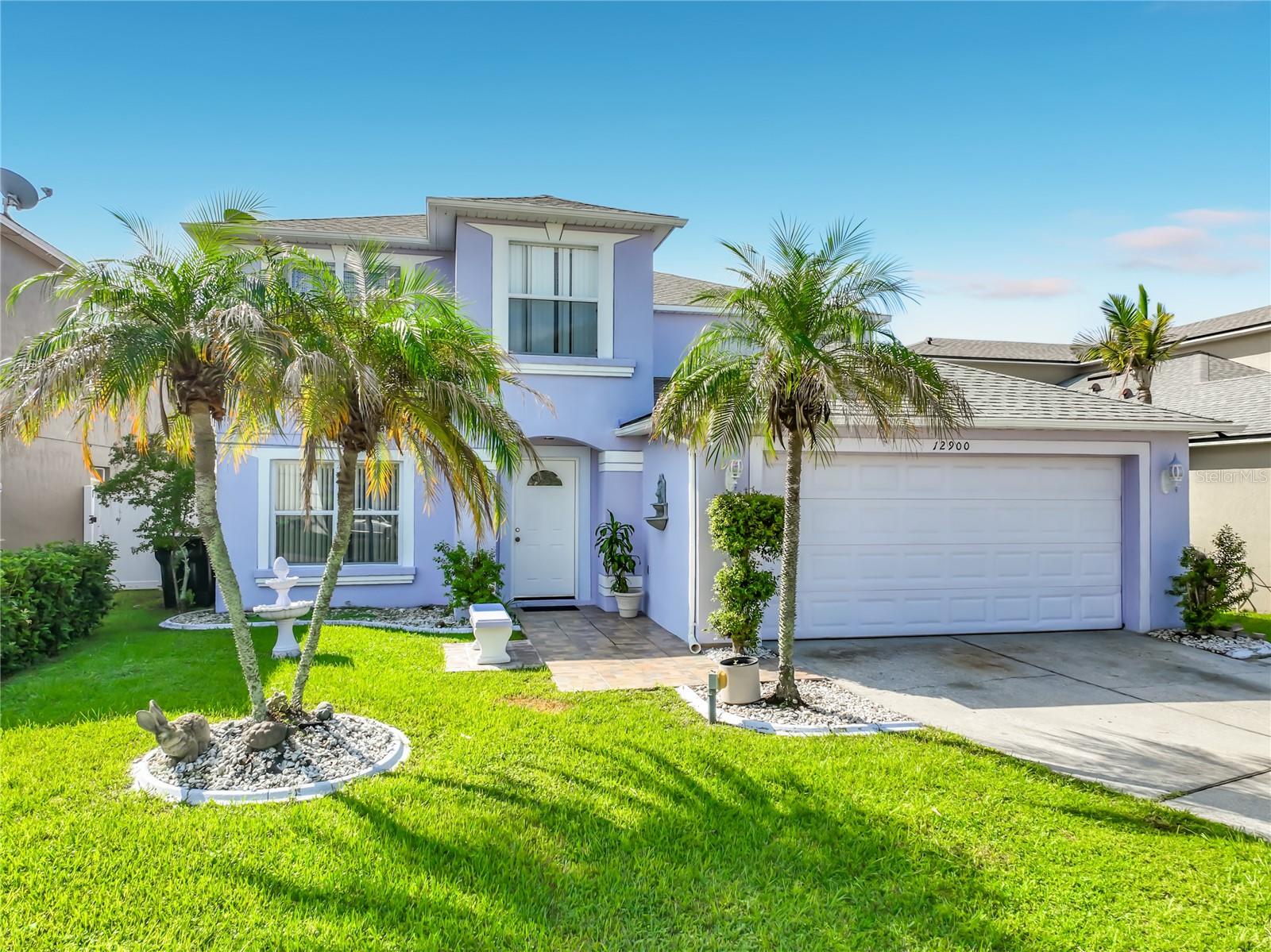 Beautiful Home! 4 Bedrooms, 2.5 Baths, Plus Bonus room, Waterfront, on Cul-de-Sac in a gated community! What more could you want! Beautiful Home! 4 Bedrooms, 2.5 Baths, Plus Bonus room, Waterfront, on Cul-de-Sac in a gated community! What more could you want!