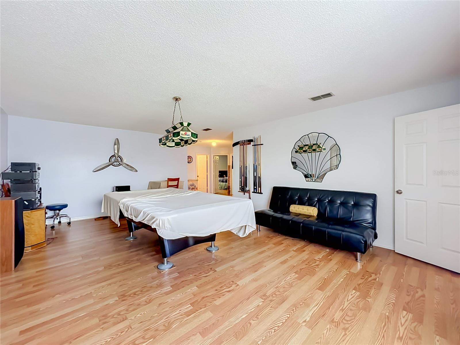 Bonus room