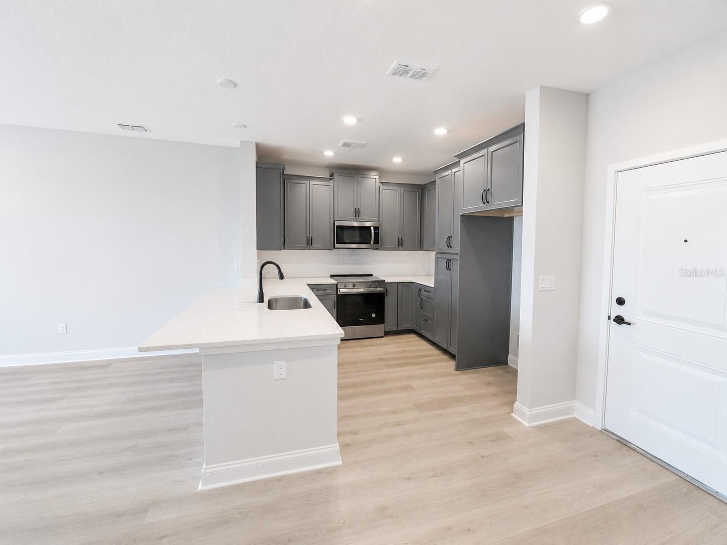 7545 LAUREATE BOULEVARD, #7301, Orlando, FL 32827