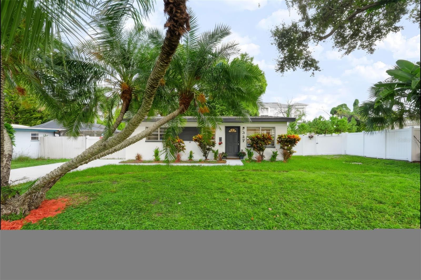 327 BARBARA CIRCLE, Belleair, FL 33756