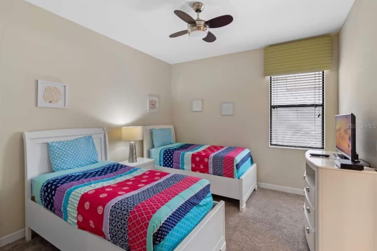 1442 MOON VALLEY DRIVE, Davenport, FL 33896