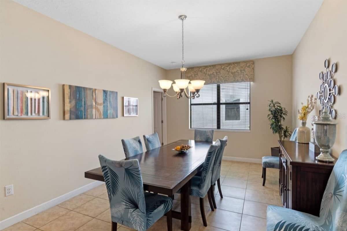 1442 MOON VALLEY DRIVE, Davenport, FL 33896