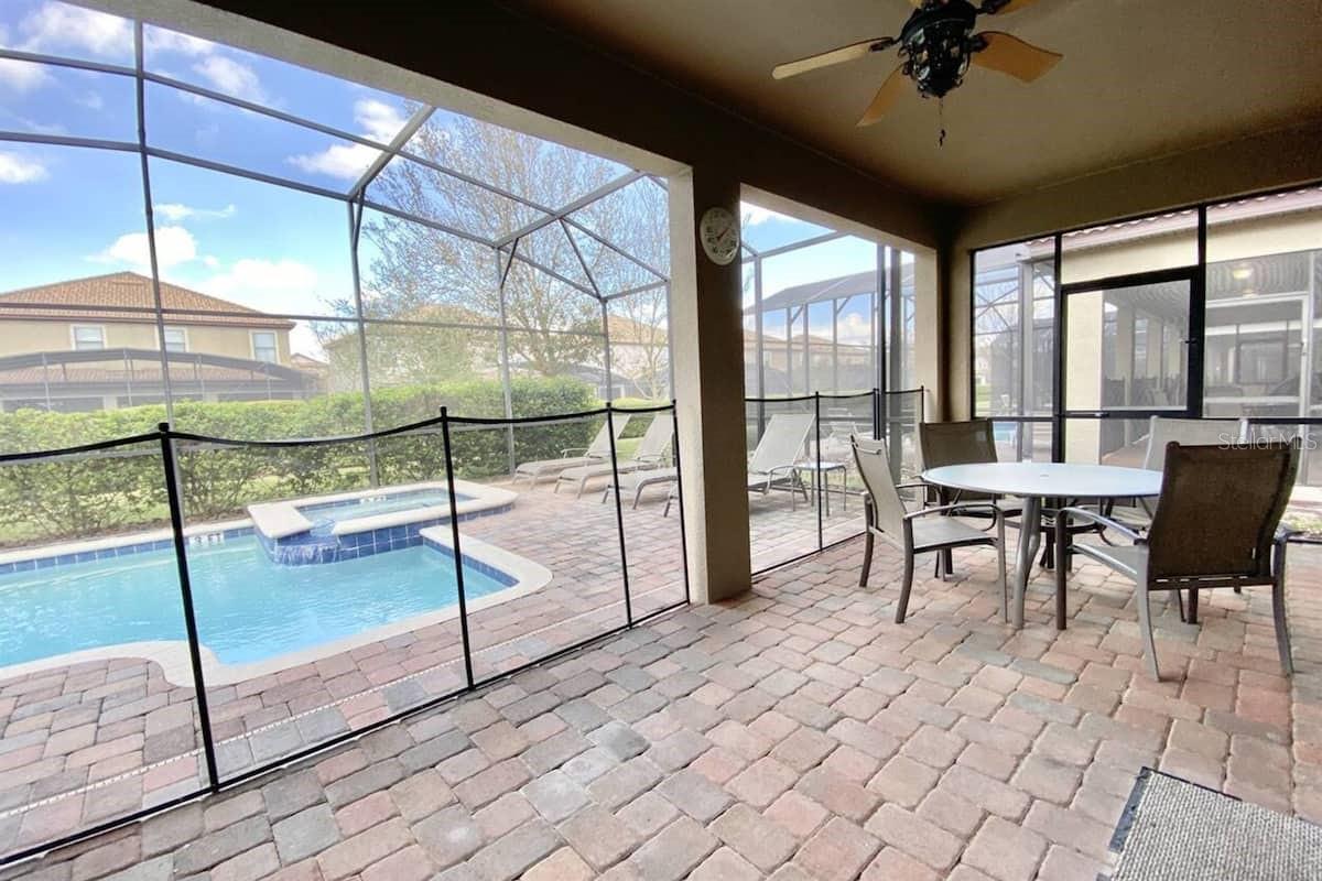 1442 MOON VALLEY DRIVE, Davenport, FL 33896