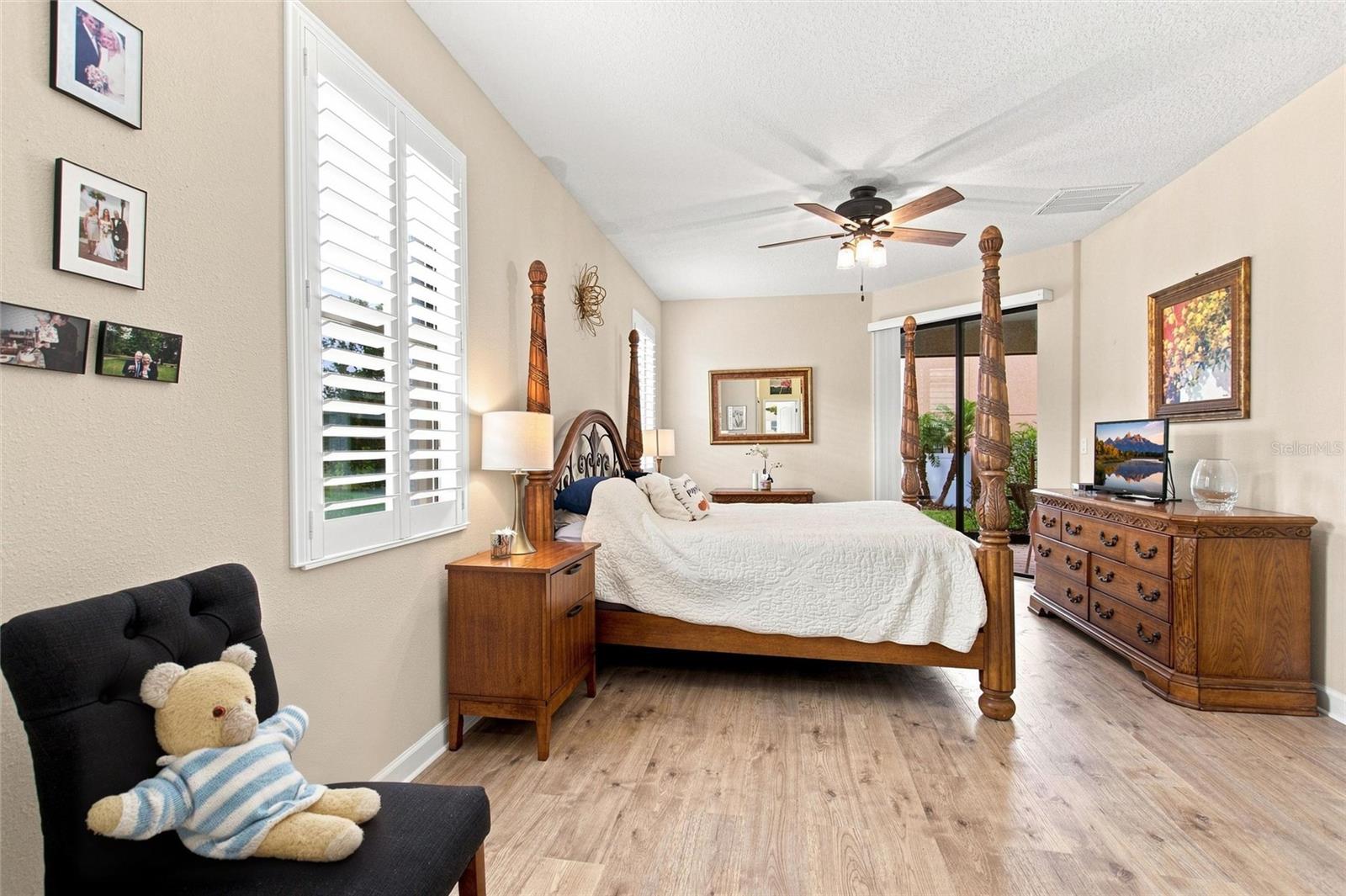 8961 DOVE VALLEY WAY, Davenport, FL 33896