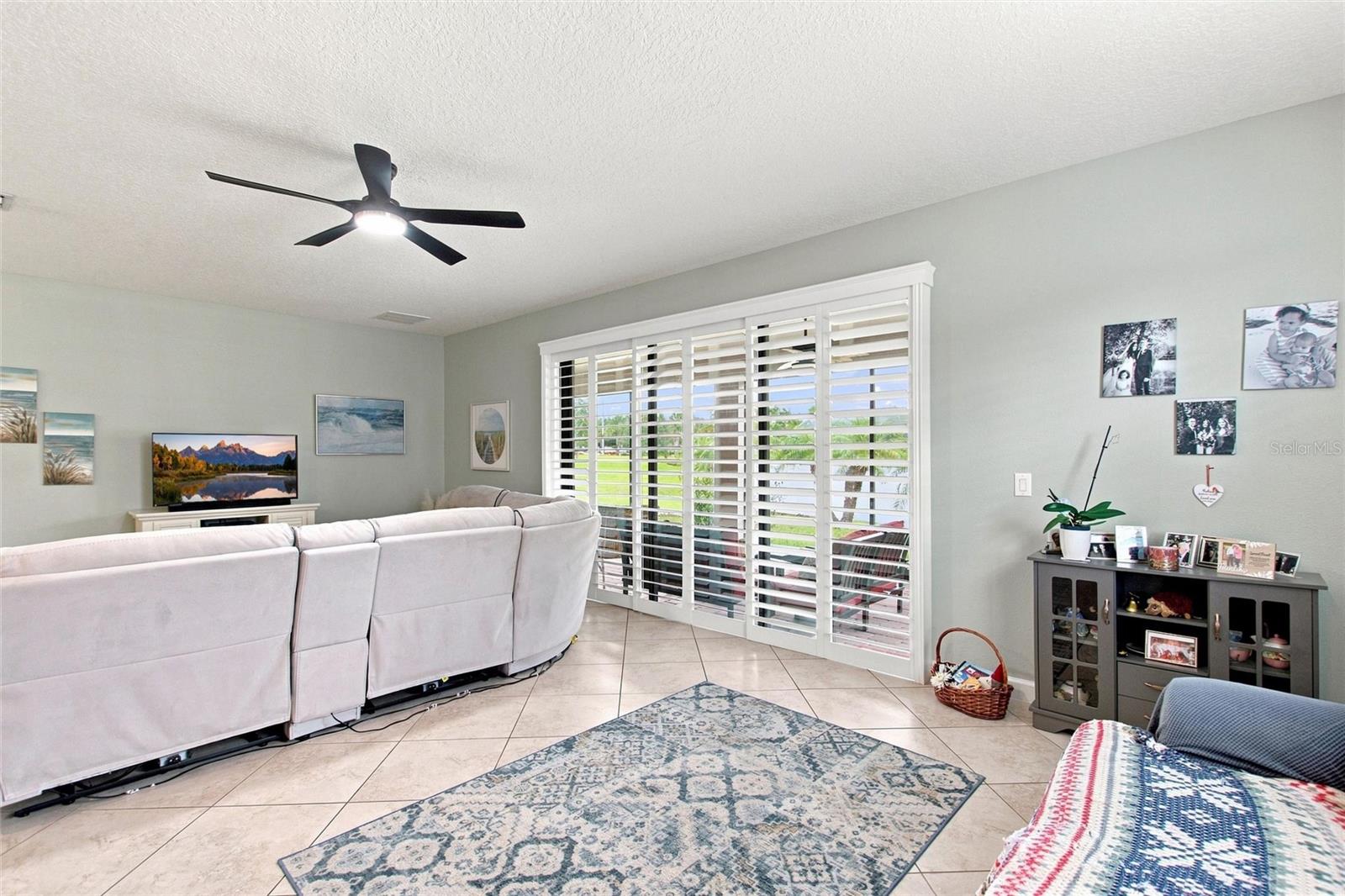 8961 DOVE VALLEY WAY, Davenport, FL 33896