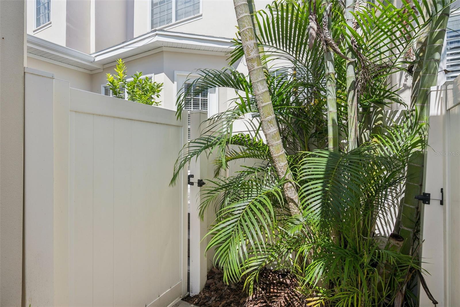 323 CELEBRATION BOULEVARD, Celebration, FL 34747