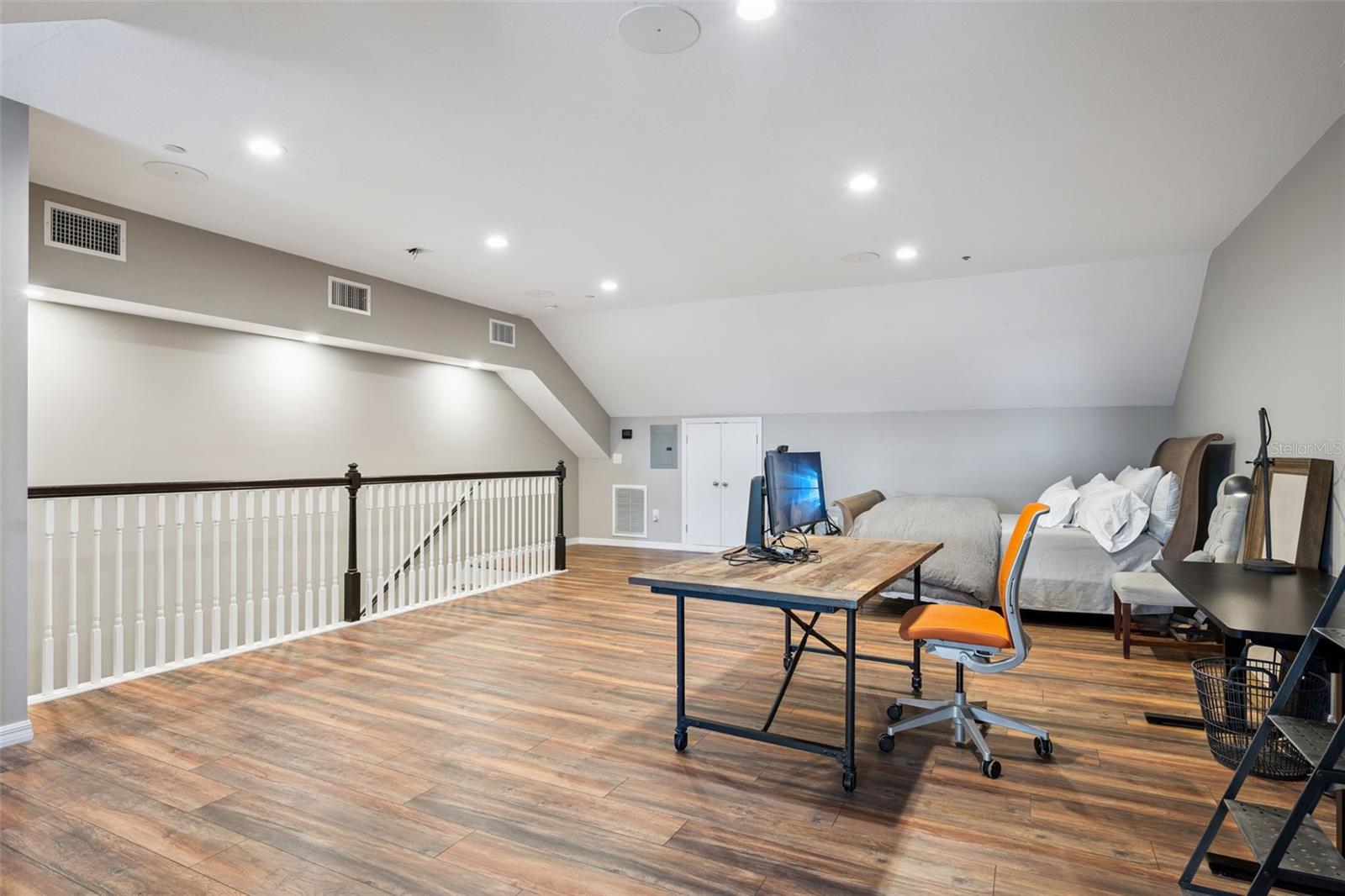 323 CELEBRATION BOULEVARD, Celebration, FL 34747