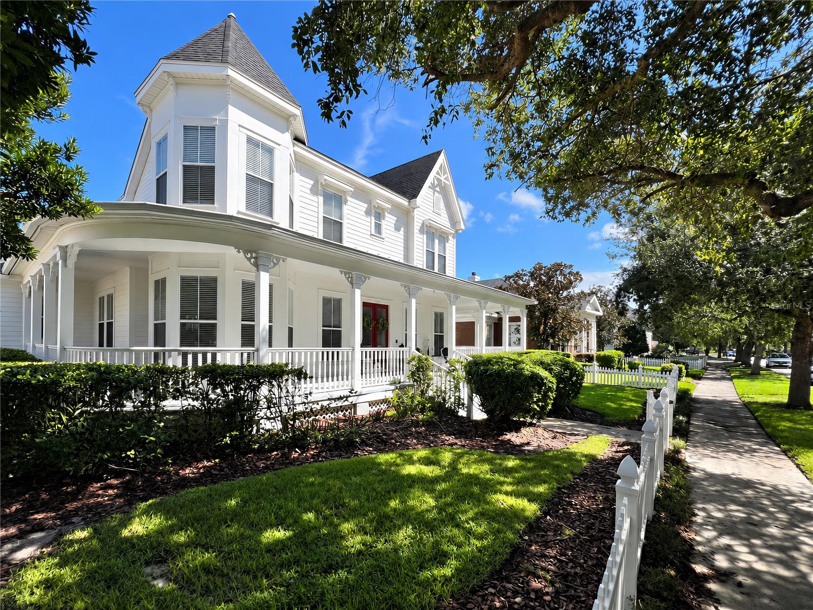 1113 CELEBRATION AVENUE, Celebration, FL 34747