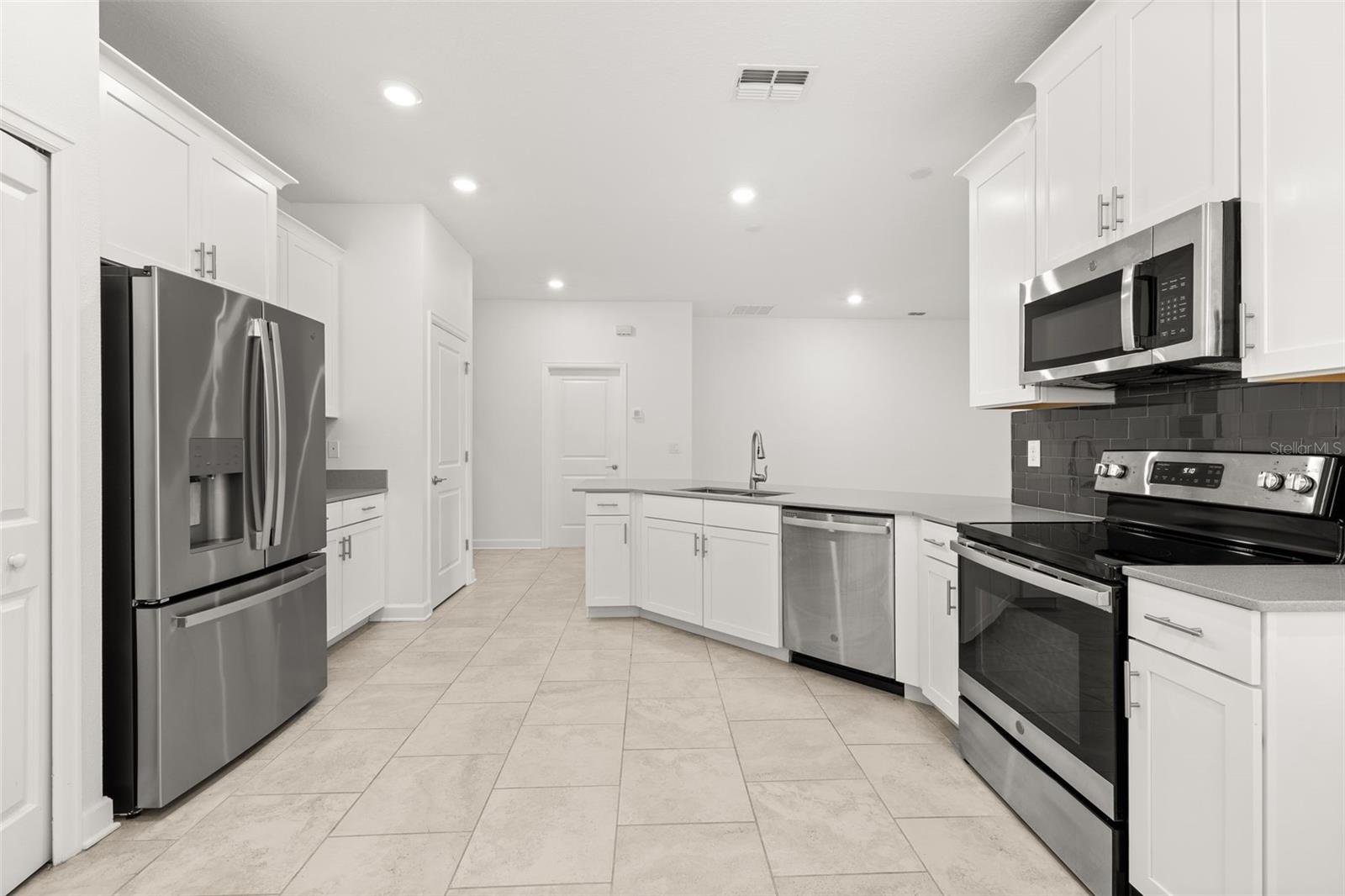195 PRESTON AVENUE, Davenport, FL 33837