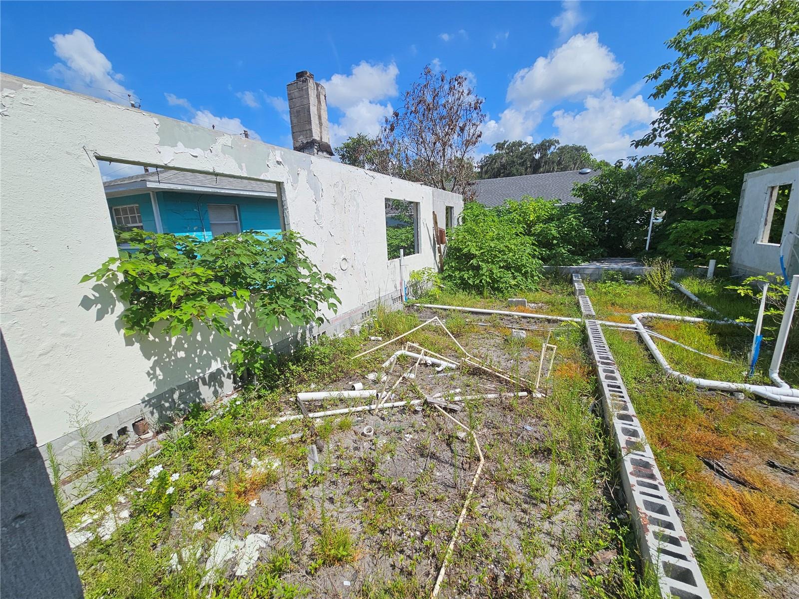 723 W 14TH STREET, Lakeland, FL 33805 723 W 14TH STREET, Lakeland, FL 33805