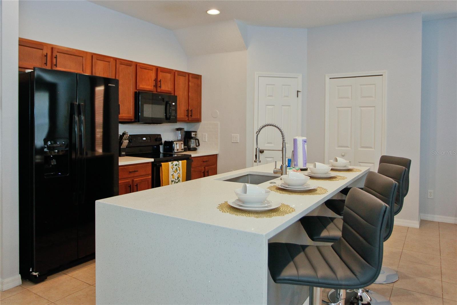 231 LAS FUENTES DRIVE, Kissimmee, FL 34746