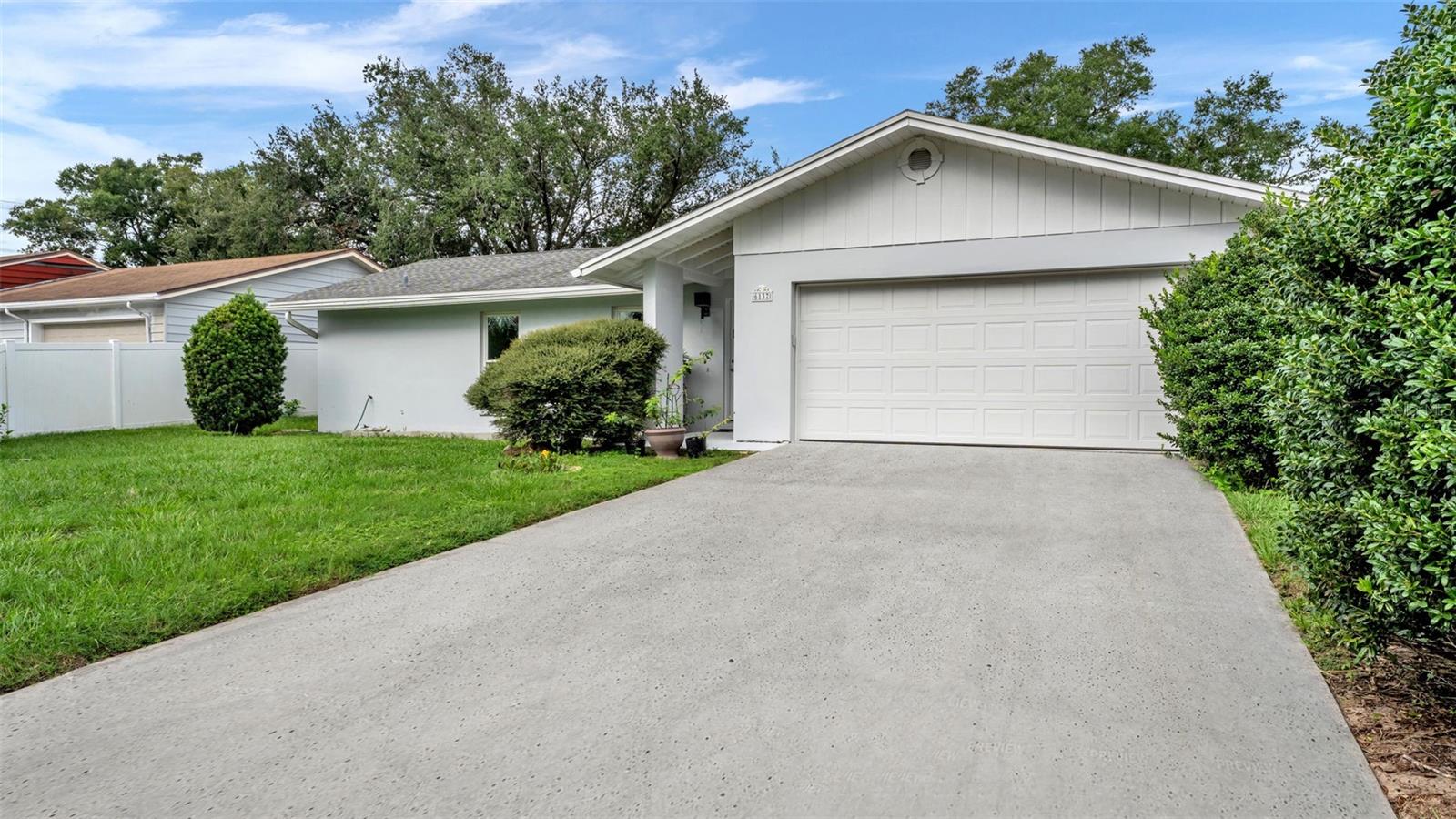 6137 WATERMAN LANE, Lakeland, FL 33812